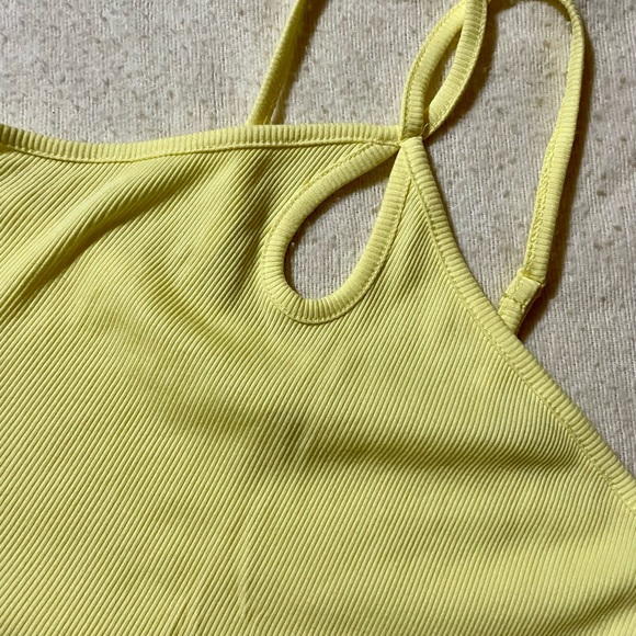 Tilly’s Yellow Tank - Picture 2 of 4